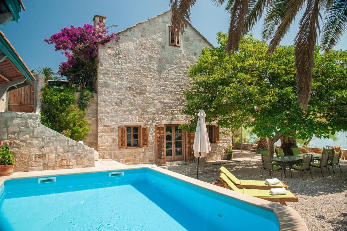 Luxury Beachfront Villa Mare With Private Pool At The Beach Orebic - Peljesac Extérieur photo