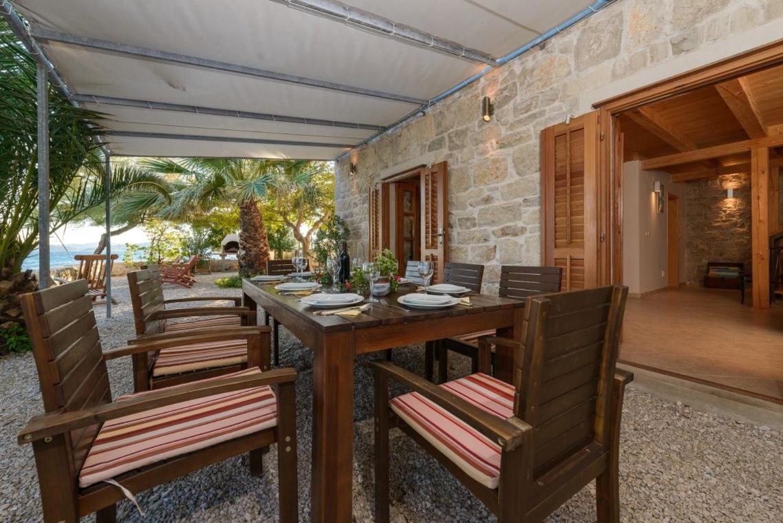 Luxury Beachfront Villa Mare With Private Pool At The Beach Orebic - Peljesac Extérieur photo