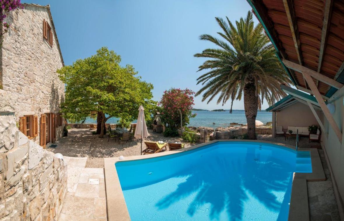 Luxury Beachfront Villa Mare With Private Pool At The Beach Orebic - Peljesac Extérieur photo