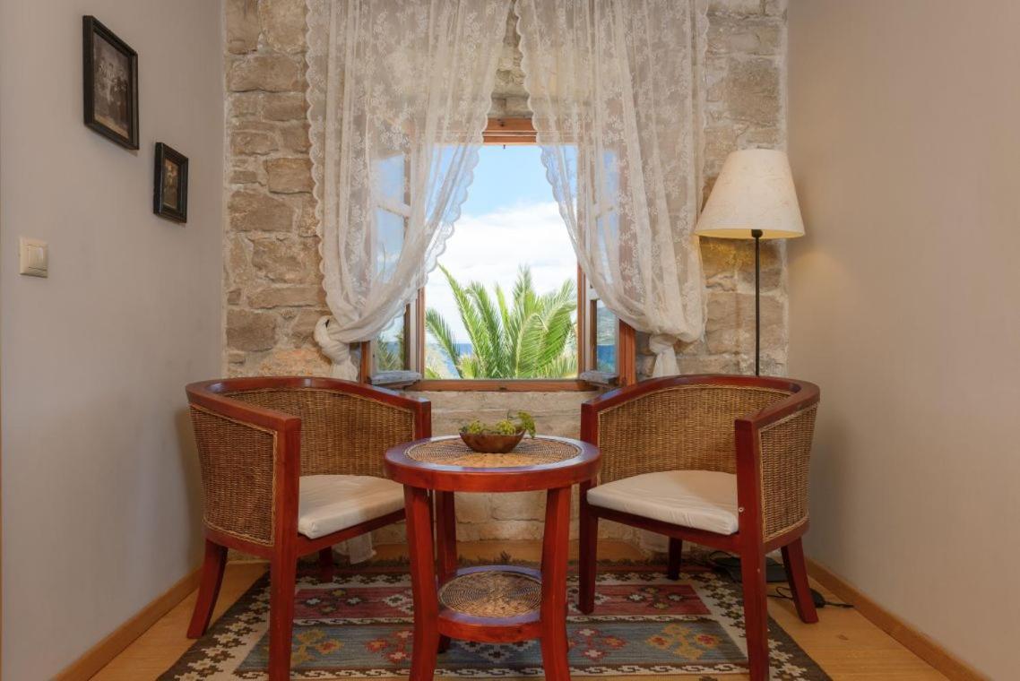 Luxury Beachfront Villa Mare With Private Pool At The Beach Orebic - Peljesac Extérieur photo