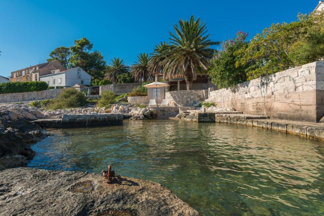 Luxury Beachfront Villa Mare With Private Pool At The Beach Orebic - Peljesac Extérieur photo